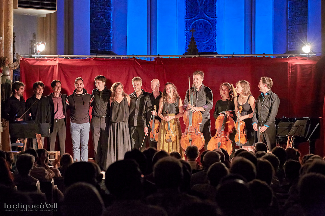 Concert du dimanche du festival des Montagnes du Matin. Les 13 musiciens de Jeux d'Ensemble de ce cru 2015.